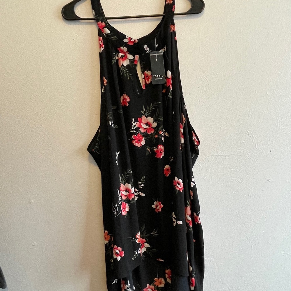 Goddess flower top